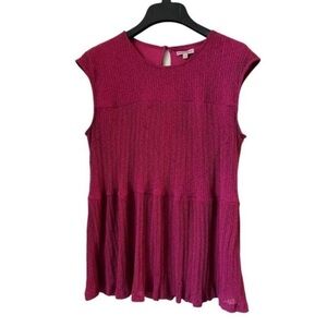 NWT  Juicy Couture size Large sleeveless Pink blouse